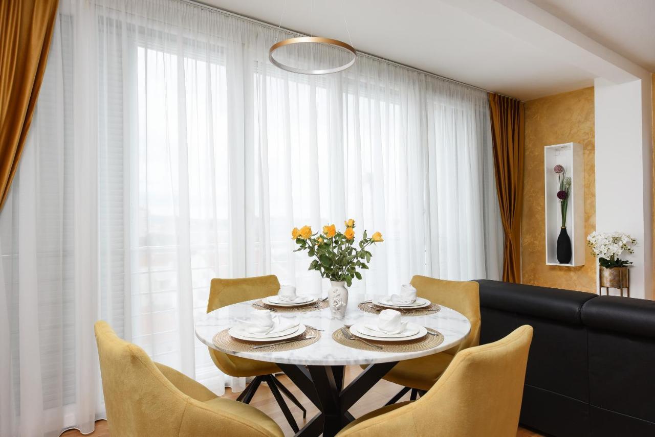 דירות Zadar Sunset Penthouse With Spectacular View And Jacuzzi מראה חיצוני תמונה
